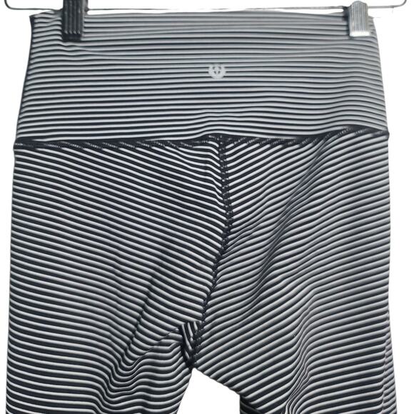 Lululemon Wunder Under High-Rise Tight Luxtreme Hype Stripe Black White Size 4 - Picture 5 of 6